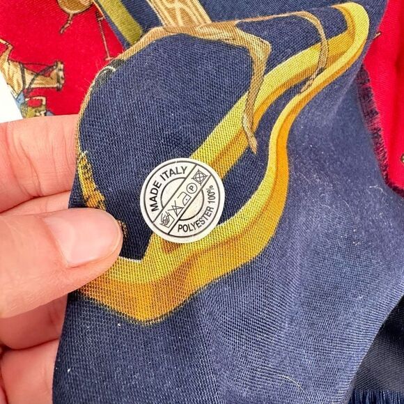 Women's Equestrian Horse Carriage Belt Print Fringe Scarf Made in Italy 45 x 46 - Picture 4 of 5